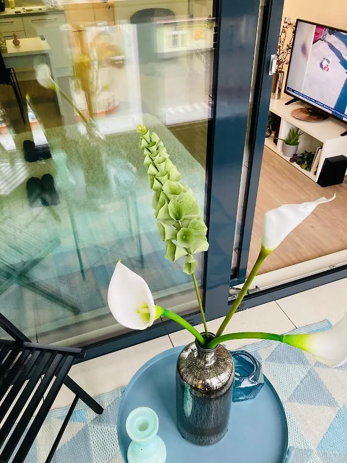 Apartement Blanc Harfa Design Prague