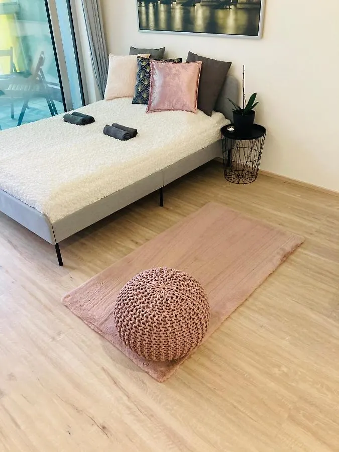 Apartement Blanc Harfa Design Prag Tjeckien