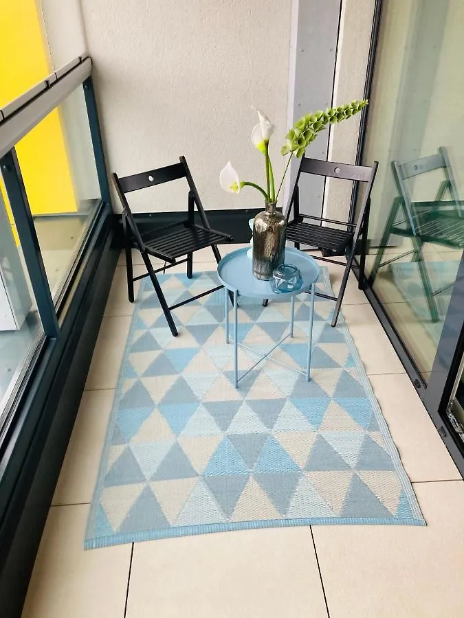 פראג Apartement Blanc Harfa Design